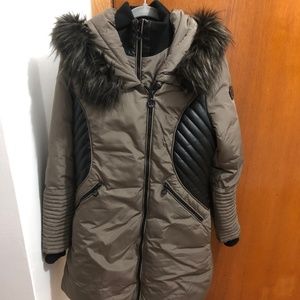 Noize Sam mid-length parka in Taupe